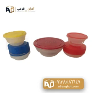 درپوش پلاستیکی رنگی آبی قرمز و زرد